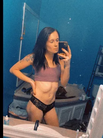 OnlyFans cuenta naughty.princess.xo avatar 1