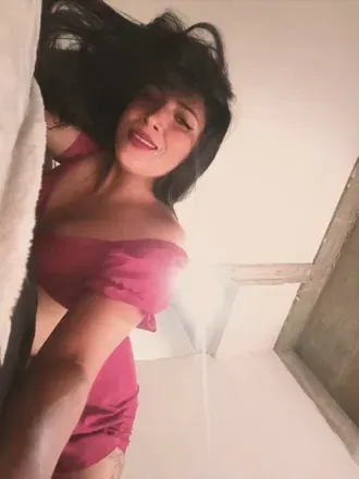 OnlyFans cuenta laurapa63812117 avatar 1