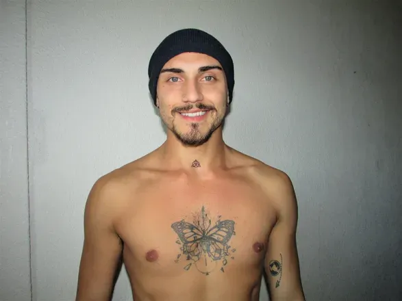 OnlyFans account  pelakev avatar 1