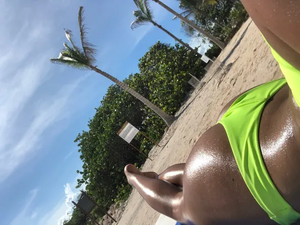 OnlyFans cuenta glunna header 2