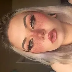 OnlyFans account  liltrashbb avatar 1