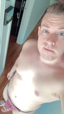 OnlyFans cuenta blueyesboy17 avatar 1