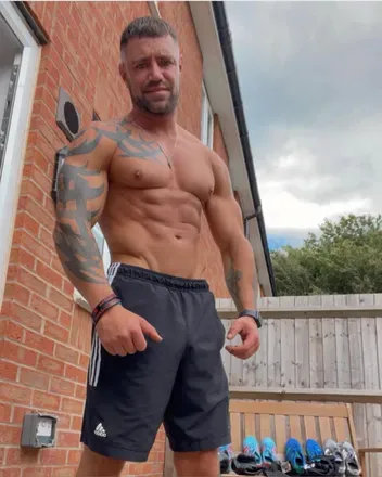 OnlyFans cuenta hungmusclebritboy avatar 1