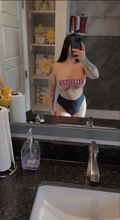 OnlyFans cuenta averagegirlstuff avatar 1