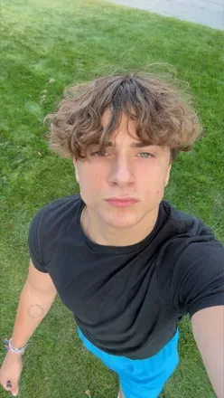 OnlyFans cuenta freejohnny18 avatar 1