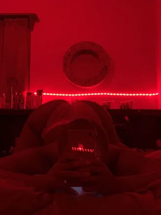 OnlyFans cuenta nymphal header 2