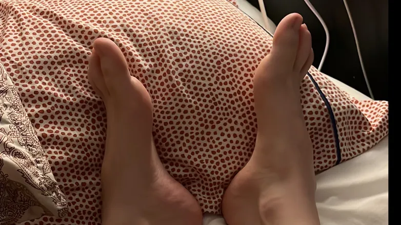 OnlyFans cuenta feetmyfeel header 2