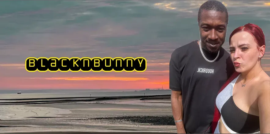 OnlyFans cuenta blacknbunny header 2