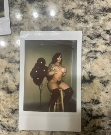 OnlyFans cuenta tasteofapril avatar 1