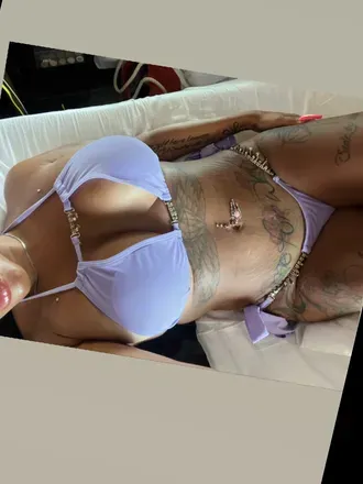 OnlyFans cuenta daniicadiamond header 2