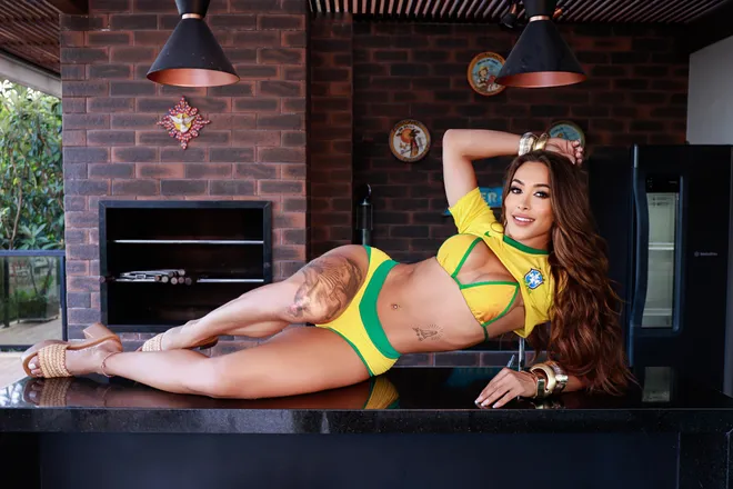 OnlyFans cuenta sexyemillyjapa header 2