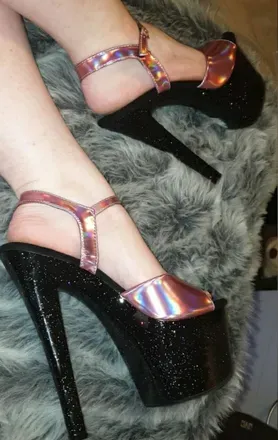 OnlyFans cuenta trixfeet header 2