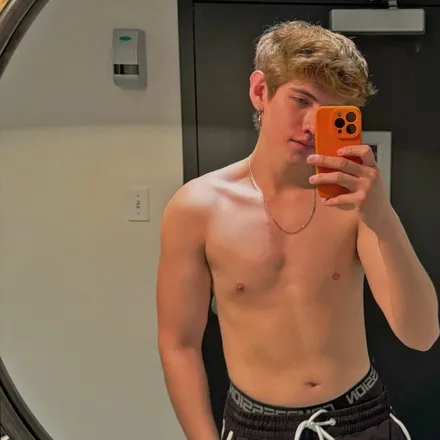 OnlyFans cuenta kvnzz header 2