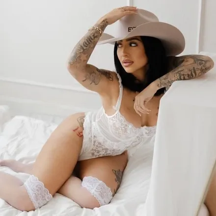 OnlyFans of nini.smalls