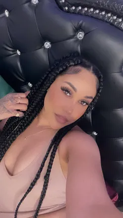 OnlyFans cuenta ni3sha33 header 2