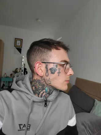 OnlyFans cuenta u270441860 header 2