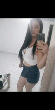 OnlyFans cuenta anynhaa22 header 2