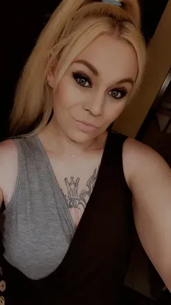 OnlyFans cuenta carlynicole91 avatar 1