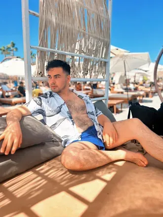 OnlyFans account  4legolas1 avatar 1