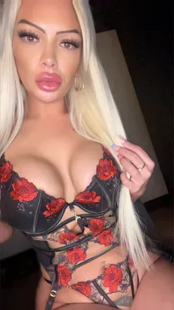 OnlyFans cuenta sweetonexxx avatar 1