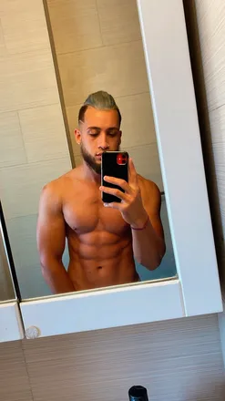 OnlyFans account  fi7boy header 2