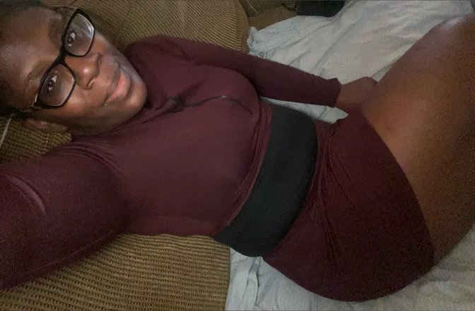 OnlyFans cuenta queentonya90 header 2