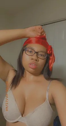 OnlyFans cuenta wetass_arii header 2