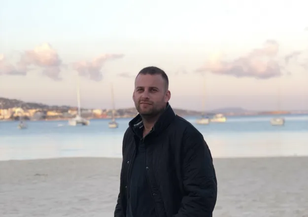 OnlyFans cuenta jonvinc15515791 header 2