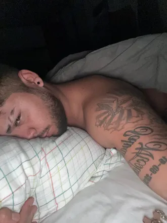 OnlyFans cuenta contyplin8 header 2