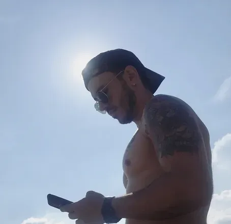 OnlyFans account  stevenz13 header 2
