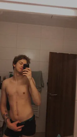 OnlyFans cuenta lukfxy header 2