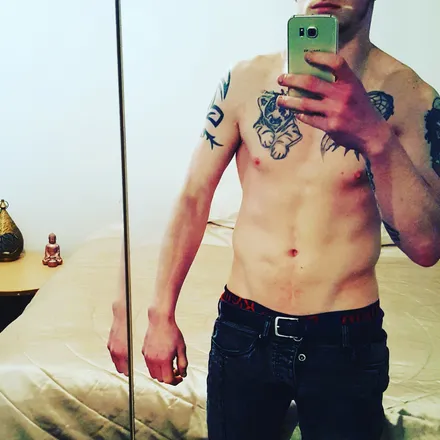 OnlyFans cuenta drewpleasure header 2