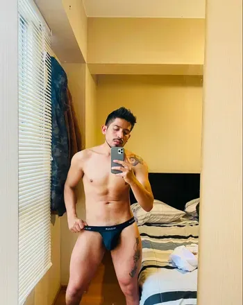 OnlyFans cuenta mr.charmander avatar 1