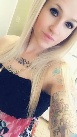 OnlyFans cuenta petitetreasures header 2
