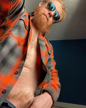 OnlyFans account  cptjeeves avatar 1