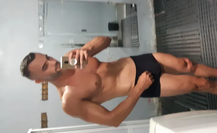 OnlyFans account  kaiser82 header 2