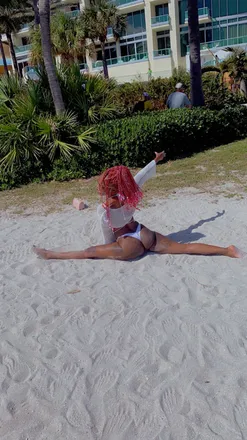 OnlyFans cuenta iamreddiamondxx header 2