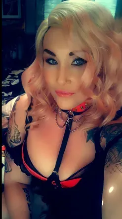 OnlyFans cuenta sinssexytattoosntitties avatar 1