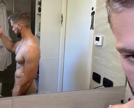 OnlyFans cuenta andrea_001 header 2