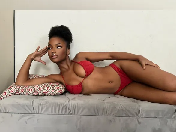 OnlyFans cuenta larissa.siilva header 2