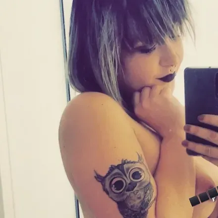 OnlyFans account  thelittlevixen avatar 1