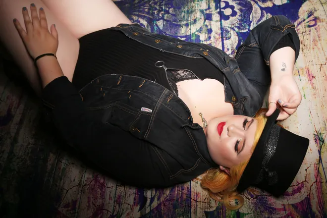 OnlyFans cuenta msalice header 2