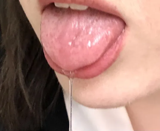 OnlyFans account  nikita-loves-yuu header 2