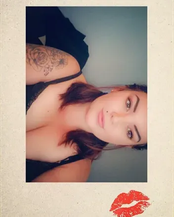 OnlyFans cuenta simplyy.erica header 2