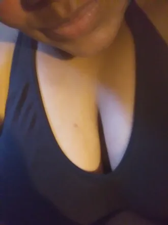 OnlyFans cuenta bodyyodiyodi25 header 2