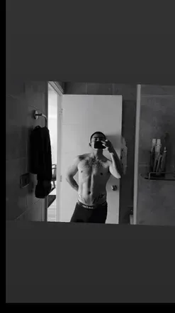 OnlyFans cuenta bastiouki avatar 1