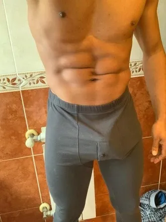OnlyFans cuenta alvarezr1995 avatar 1