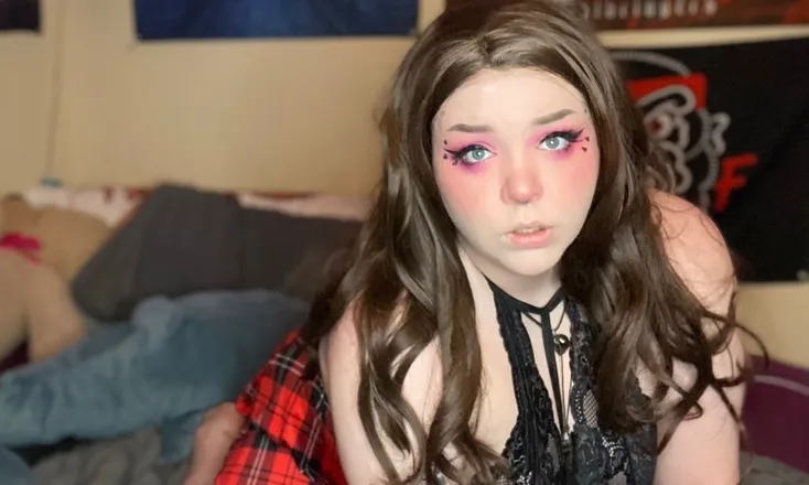 OnlyFans cuenta princessriot header 2