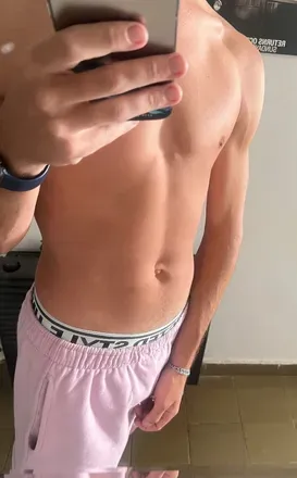 OnlyFans cuenta latingayarge avatar 1