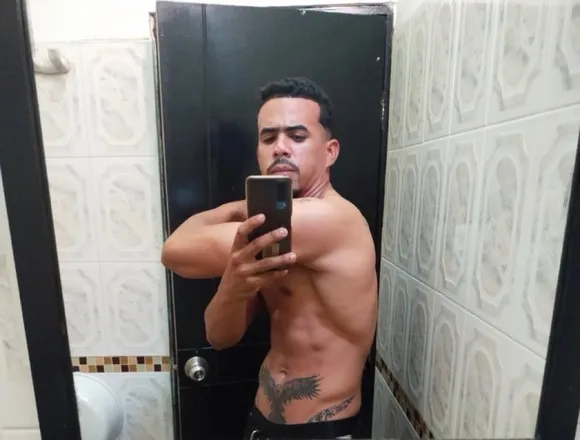 OnlyFans cuenta miguelmm05 header 2
